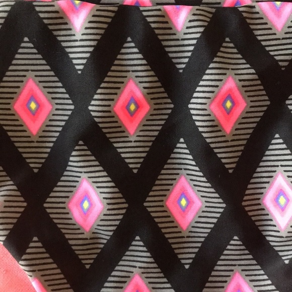 Raisins geometric bikini bottoms pink,black,gray, sz small - Picture 2 of 4